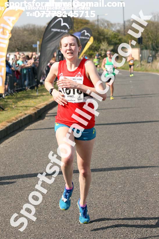 North Tyneside 10k Road Race, Whitley Bay. Photo:  David T. Hewitson/Sports for All Pics